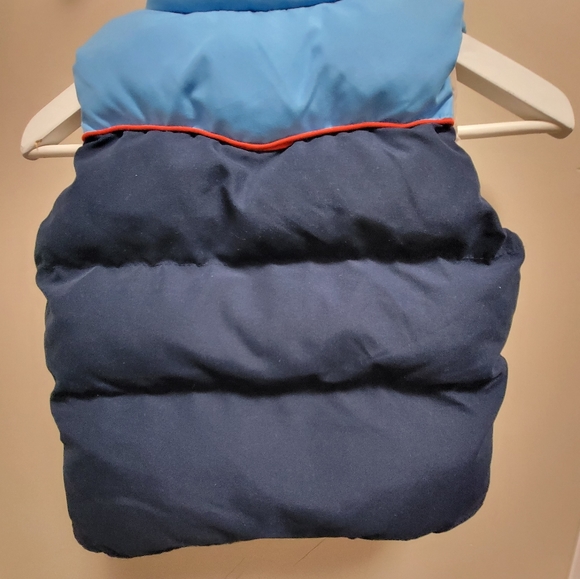 Vest - Picture 4 of 5